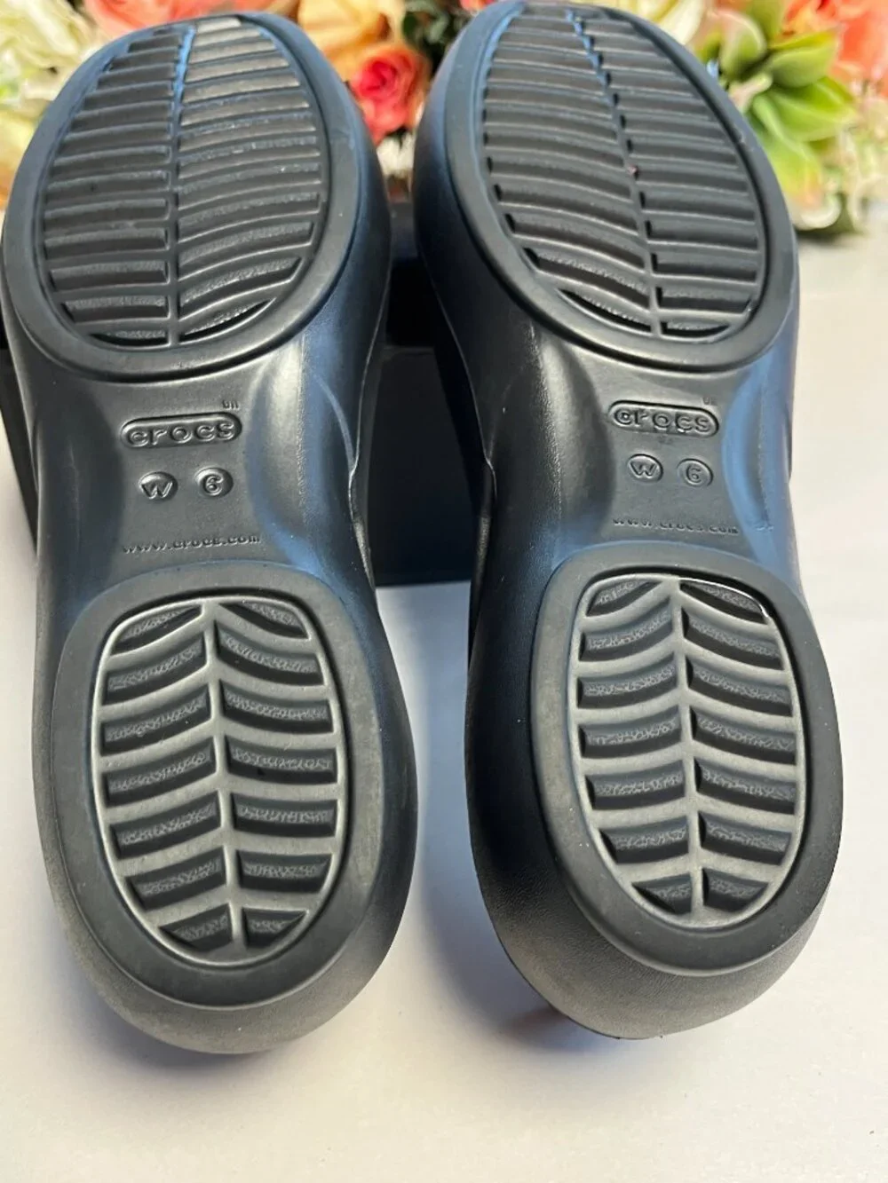 Crocs Iconic Comfort Black Slip On Flats Side Cutout W6